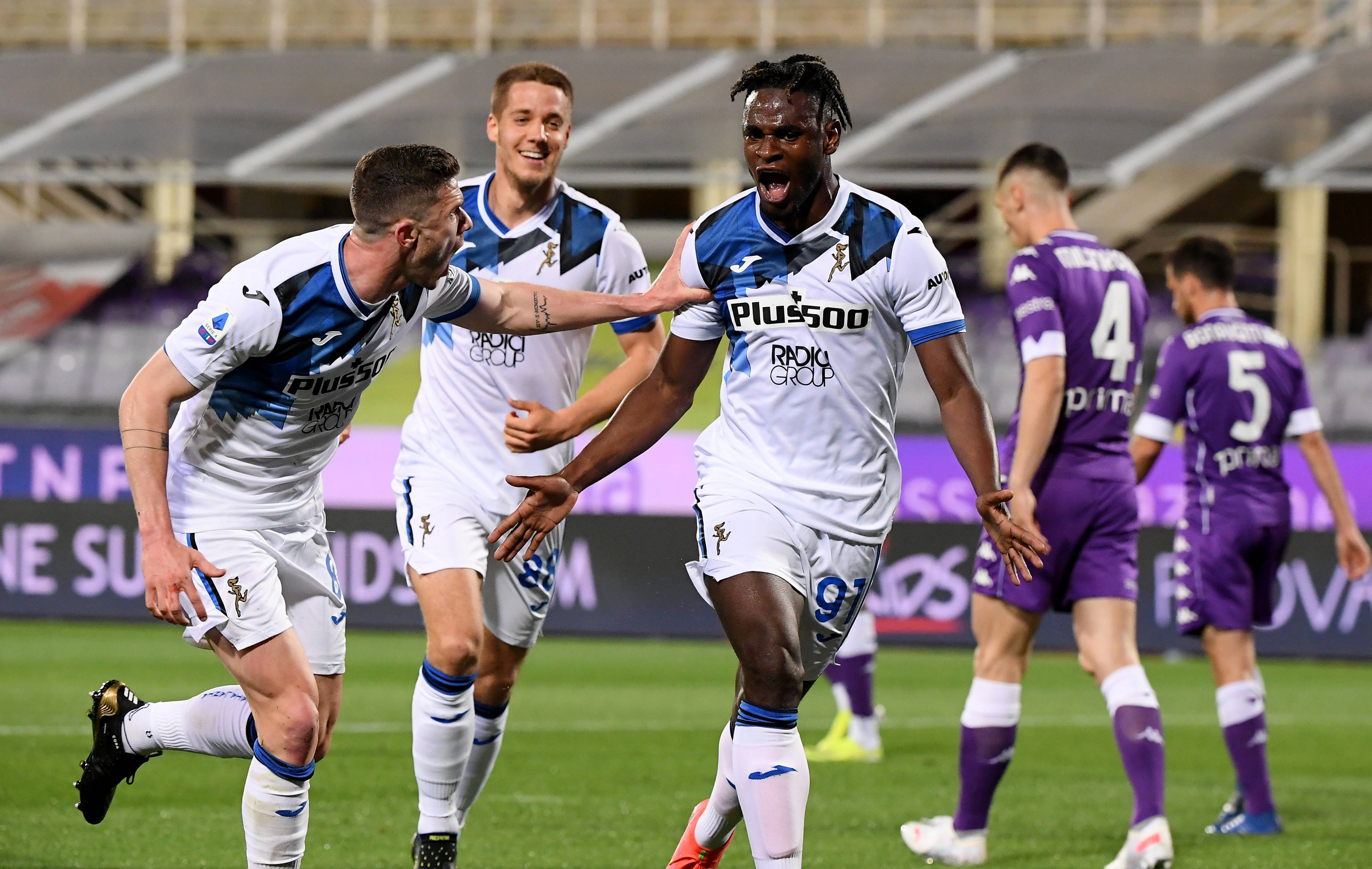 智利力克摩洛哥，本泽马状态火热