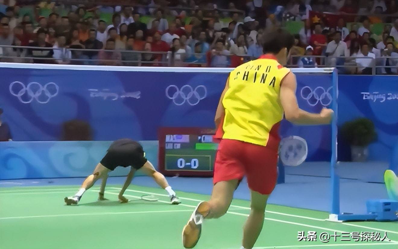 英格兰羽毛球队逆转日本羽毛球队，林丹送出助攻