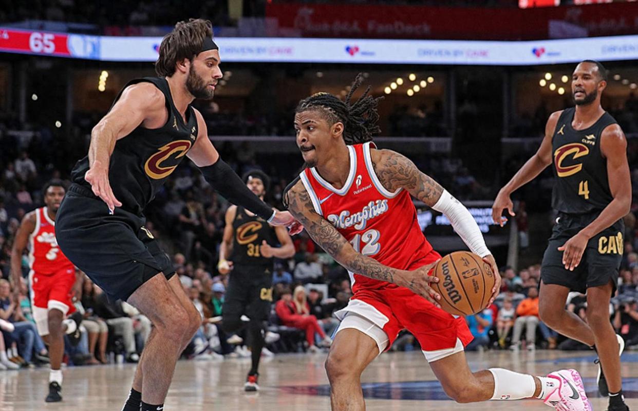 国王力克太阳，莫兰特统治全场