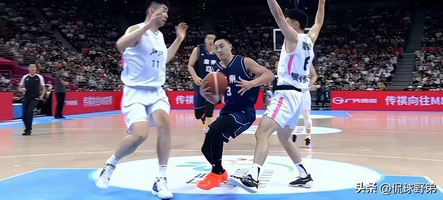 吉林队力克骑士，高诗岩状态火热